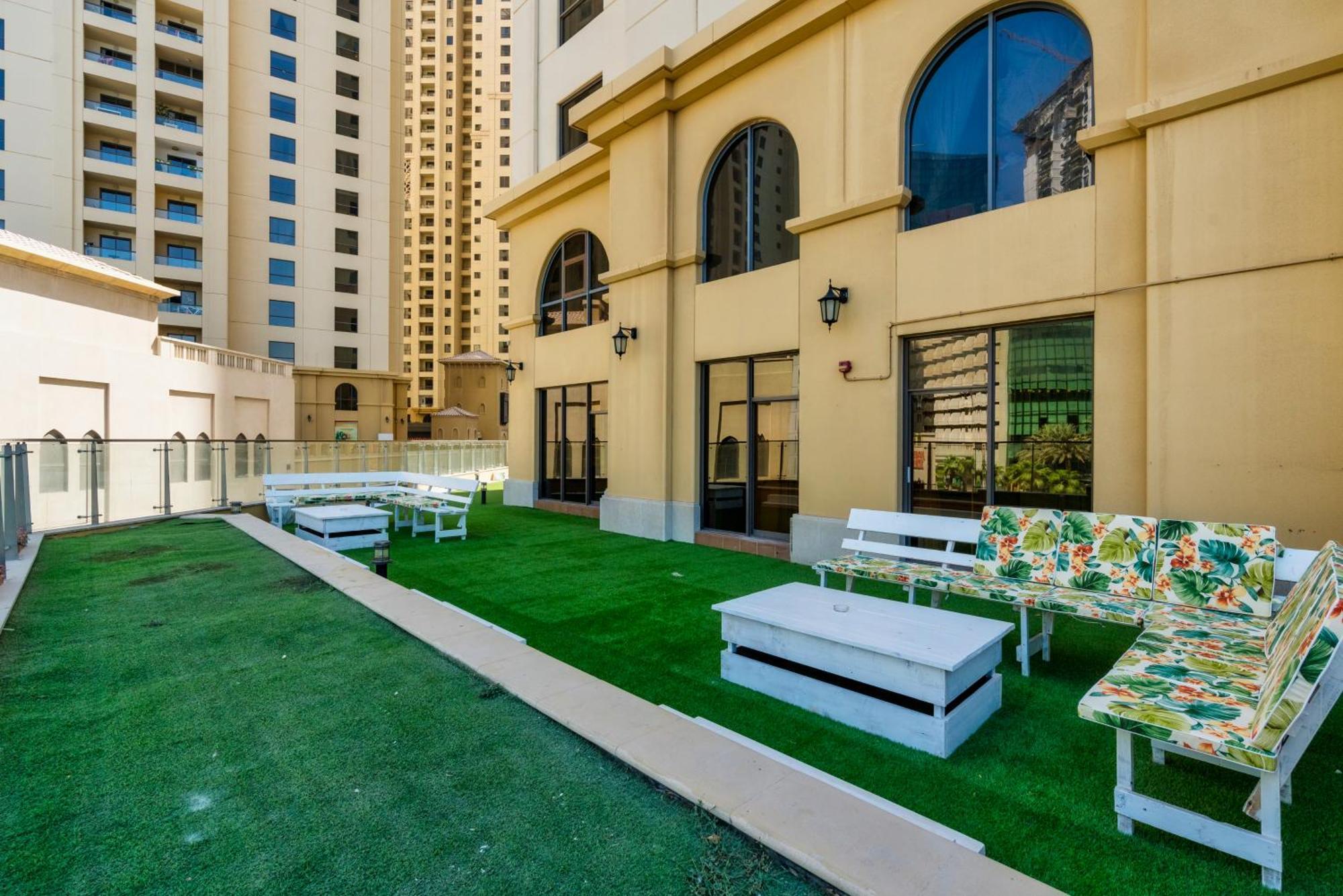 Luxurious 4 Bedroom Duplex With Terrace & Sea View Dubai Exterior photo